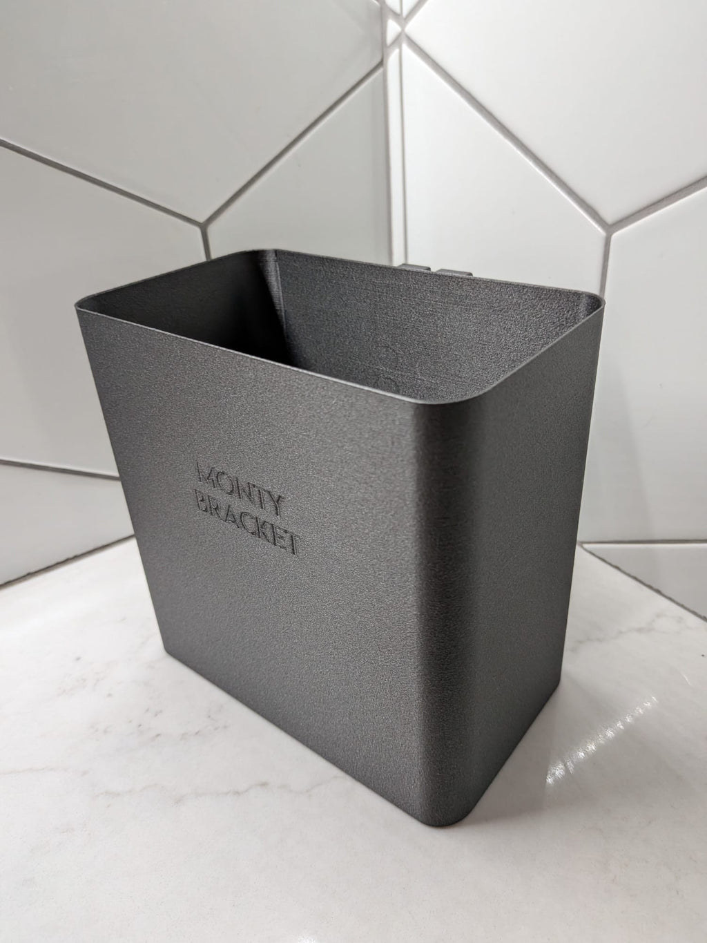 Monty Bracket Storage Bucket