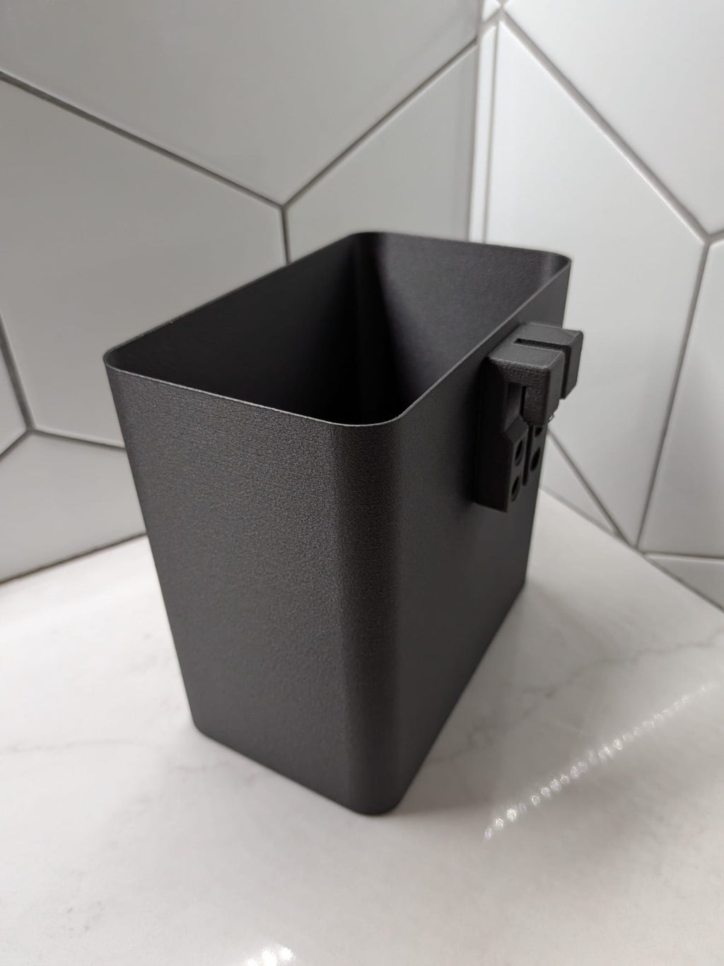 Monty Bracket Storage Bucket