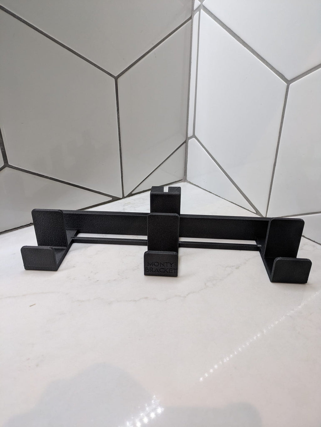 Monty Bracket Accessories Bar V2.0